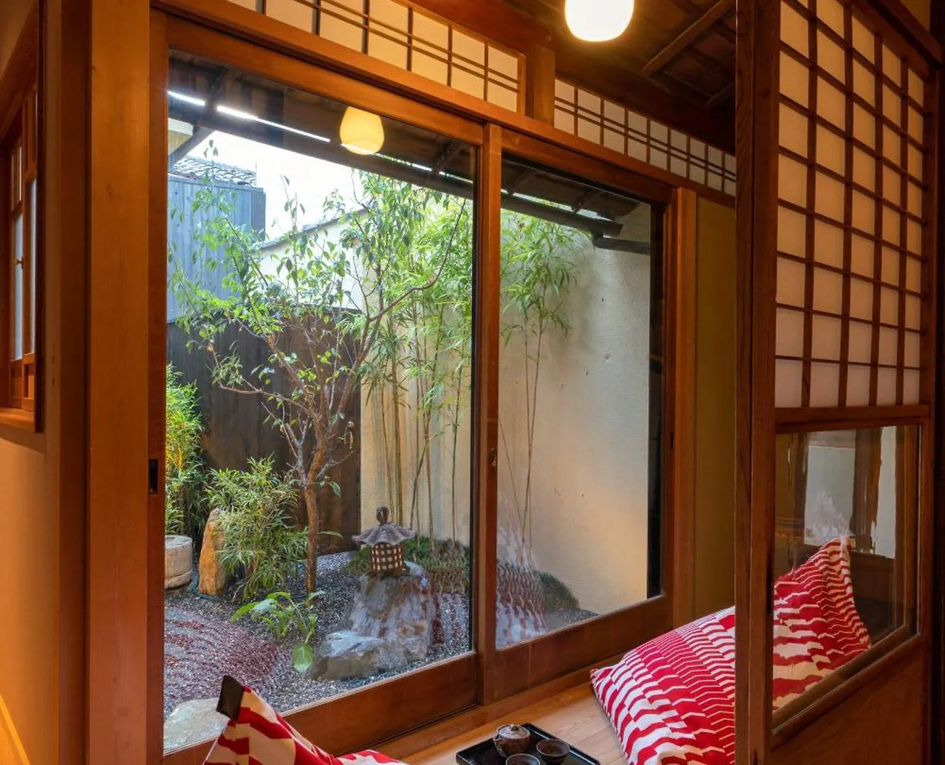 Hotel The Machiya Kamiumeya Kioto 4*,  Japón